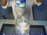 Hogyan uritsunk ki egy teli palack vizet gyorsan!