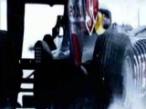 F1-es autóval a jégen