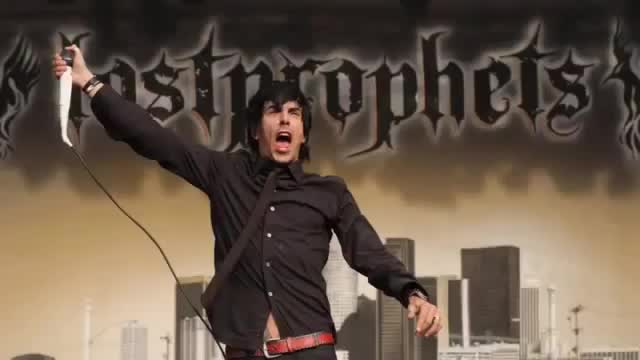 Nem érti a felháborodást a pedofil rocker