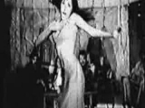 Benazir Bhutto táncol