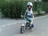 utcai motorozás