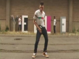 YELLE.