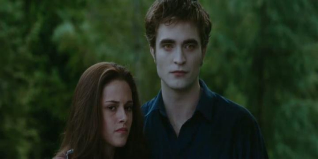 Twilight Eclipse Official Full Trailer (HD)