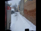 Vonulás villanyoszlopnak ütközött Volán buszhoz