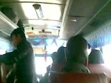 Mongólia: élet a buszon indulás előtt