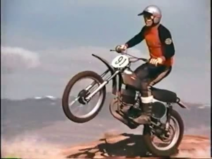 HONDA CR250M ELSINORE