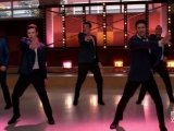 Glee - Stop! In The Name Of Love / Free Your...