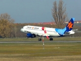 Israir Airbus A320-232 Landing Liszt F. Airport
