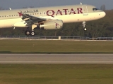 Qatar Airways Airbus A320-232 A7-AHO (cn 4810)...