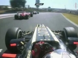 Räikkönen előzi Massat a 12-es kanyarban