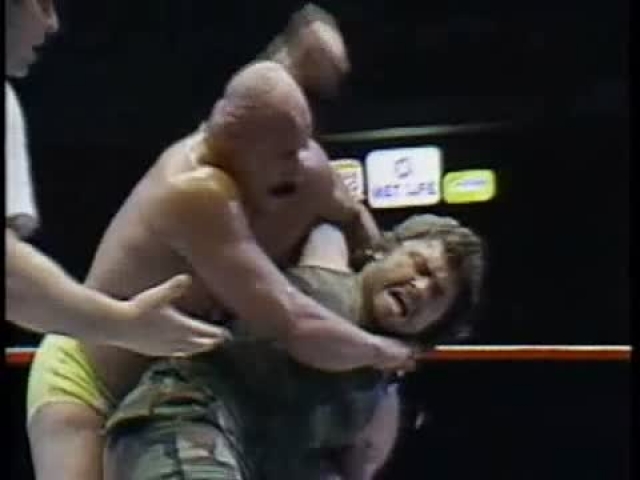 Iron Sheik vs Cpl. Kirschner (WWF 1986.04.22)