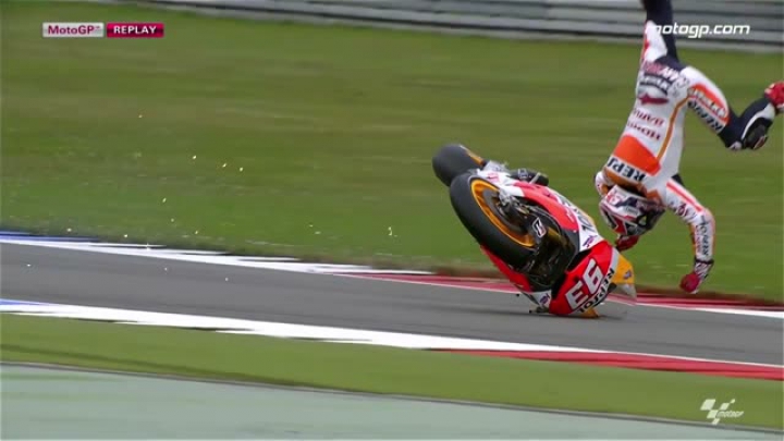 Marquez fit to continue despite FP3 crash