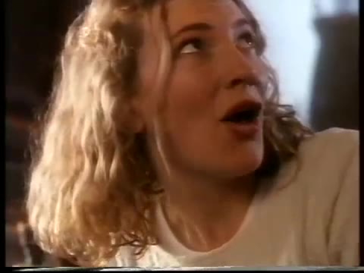 Nagyon fiatal Cate Blanchett - Tim Tam reklámban (1990)