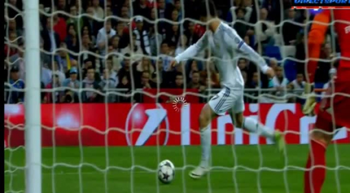 Cristiano Ronaldo vicces esése - Real Madrid vs Schalke 1:1