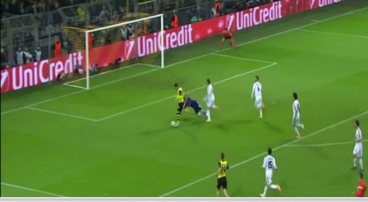 Henrikh Mkhitaryan hatalmas helyzete - Borussia Dortmund vs Real Madrid