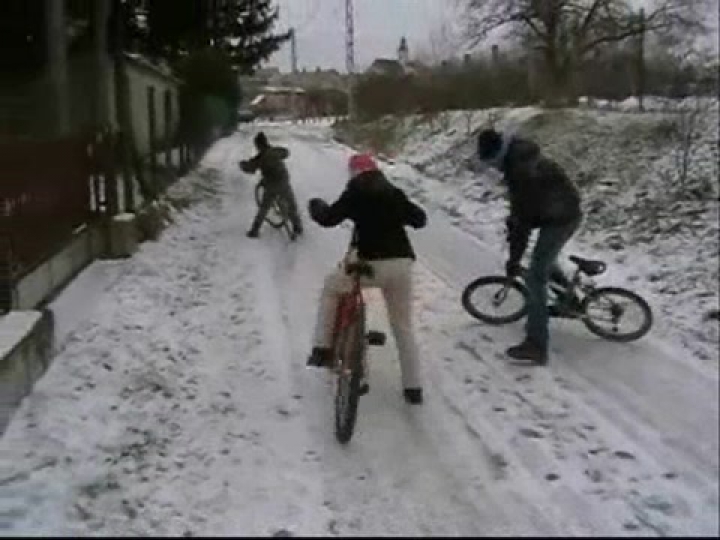Bátor kis kaszkadőrök