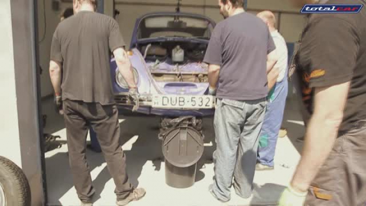 Tibby & Marci kasznit cserél:lekerül a lila bódé