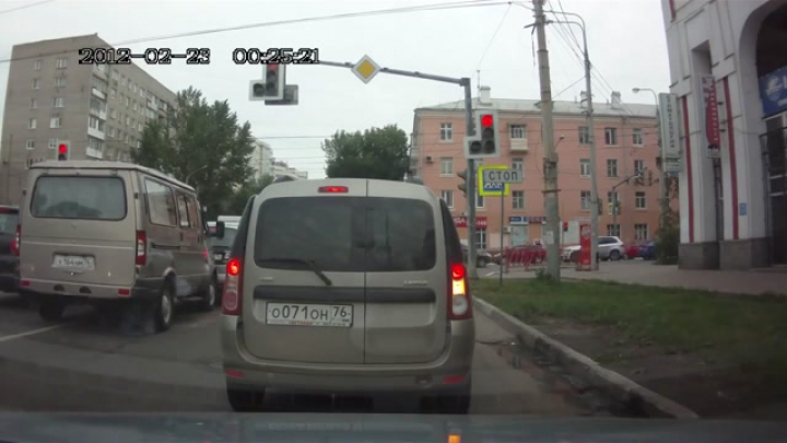 Ez valami akciófilm? Ááá, csak egy orosz hétköznap...