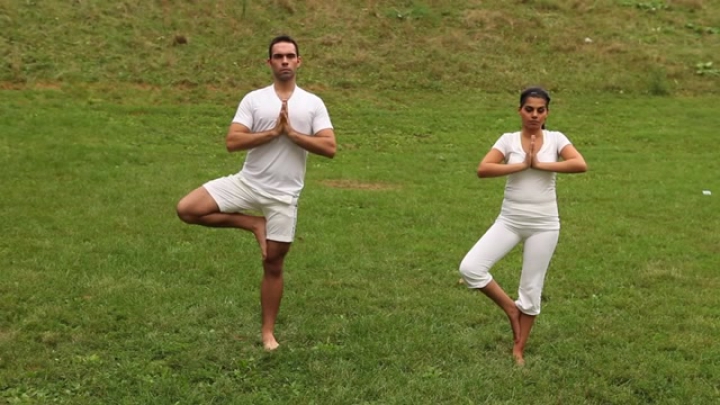 Kundalini jóga gyakorlatok (30 perces)