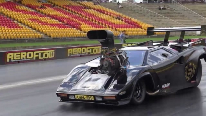 Lamborghini Countach dragster