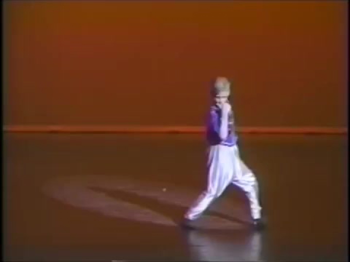 Így táncolt Ryan Gosling 1992-ben