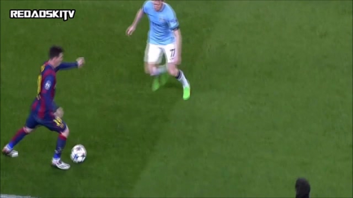Messi Nutmegs Man.City Players Milner&Fernandinho 2