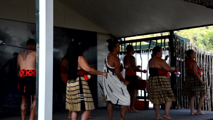 Uj Zeland, Rotorua: maori tancok