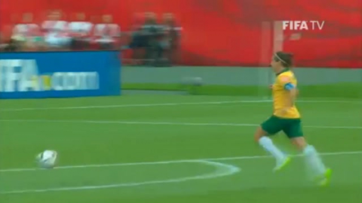 Lisa De Vanna scores as Matildas advance