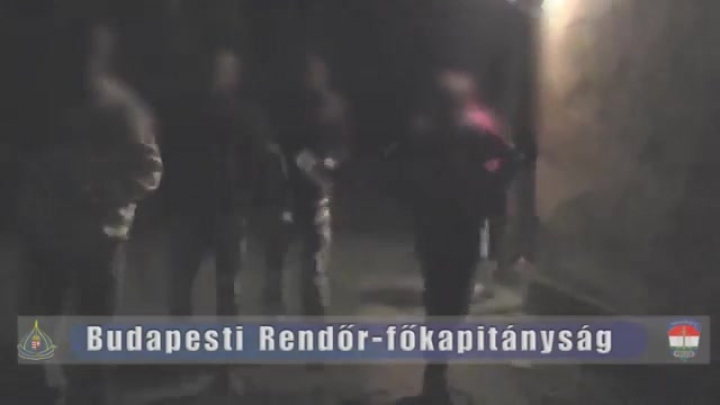 Kihallgatták az operatőrnőt