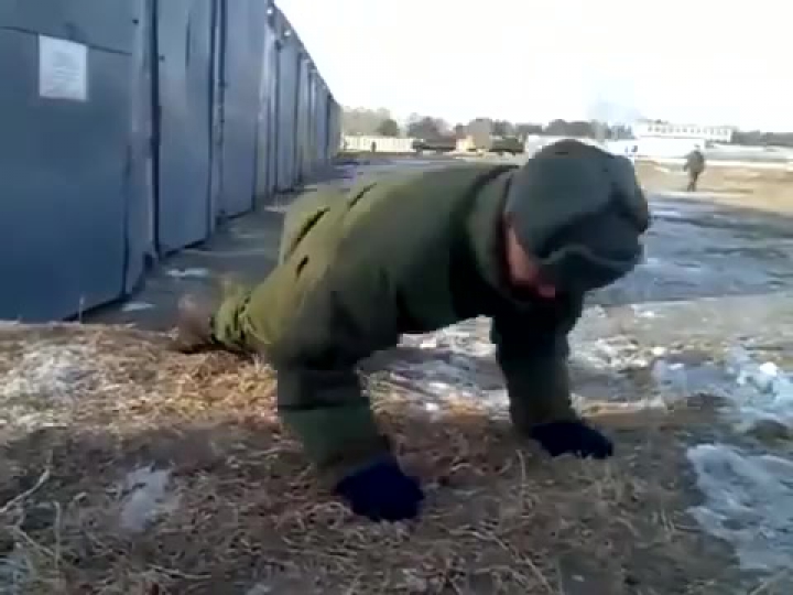 Fekvőtámasz orosz stílusban