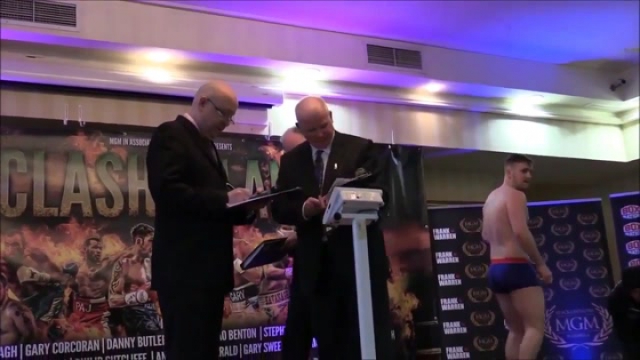 Dublinba rendőrnek öltözött fegyveresek lövöldözni kezdtek