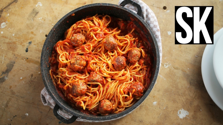 Paradicsomos spagetti húsgolyókkal
