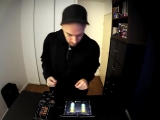 Digital DJ Tips - DJ FONG FONG Reloop Mixtour...