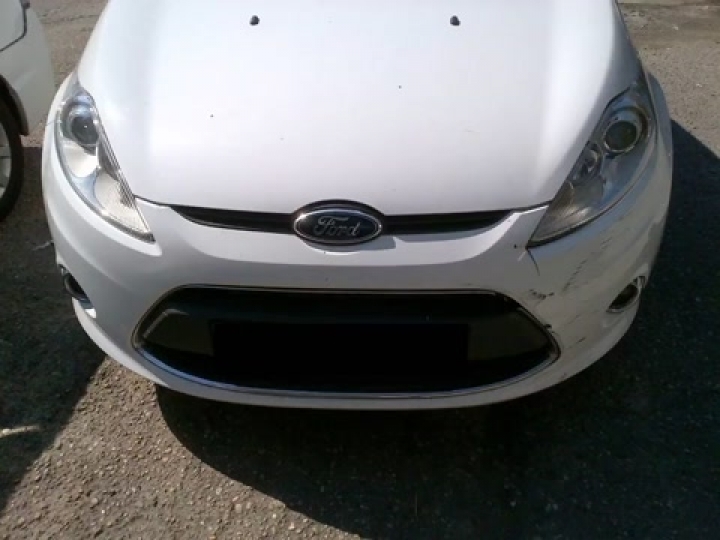 Műanyag lökhárító javítás Mű-Hege Kft.: Ford Fiesta lökhárító