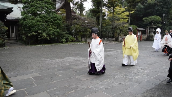 Japan, Kamakura: eskuvoi menet
