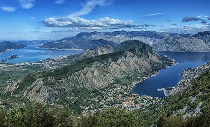 Montenegro visszainteget 4: Szerpentin az ég peremén 2017.