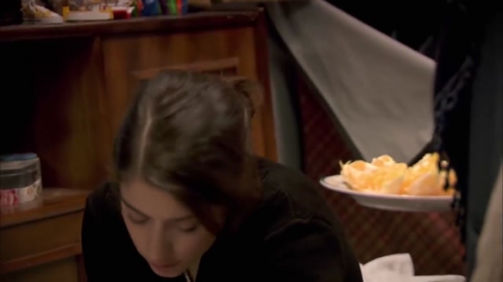 Feriha 15. rész