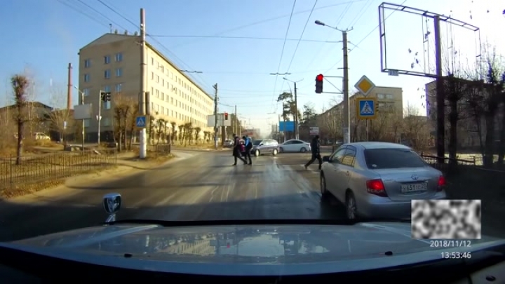Hajszál híján kibabrált vele a jeges út