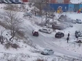 Van az a jeges lejtő, amivel az orosz autósok...