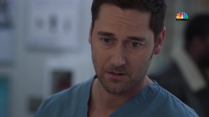 New_Amsterdam_1x15_hundub