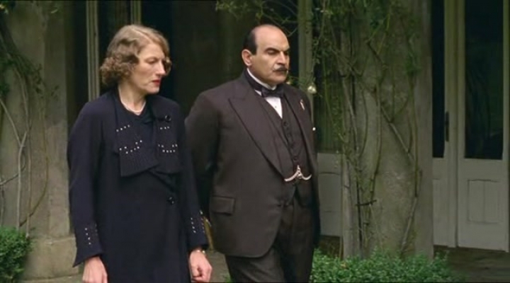 Poirot - Temetni veszélyes