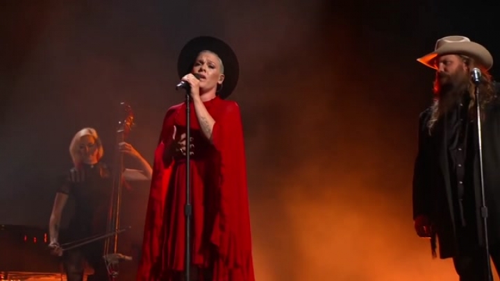 Chris Stapleton + Pink - Love Me Anyway