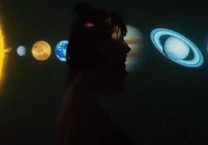 Vénusz Fényben úszó