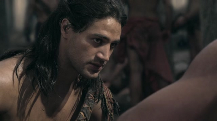 Spartacus 2 évad 3 rész  - A többség java