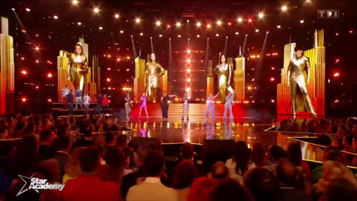 SA11P2 LE SHOW DES FILLES
