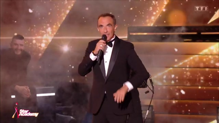 SA11P8 FOU RIRE DE NIKOS
