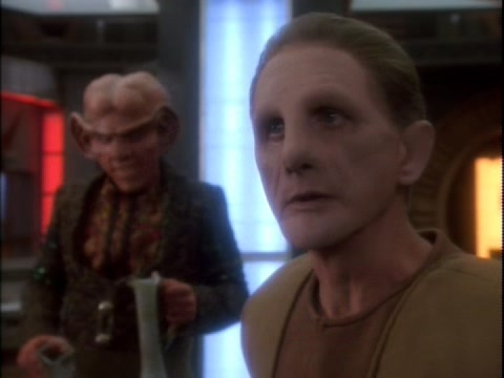 Űrszekerek - DS9 - 1x04 - Más mint a többi