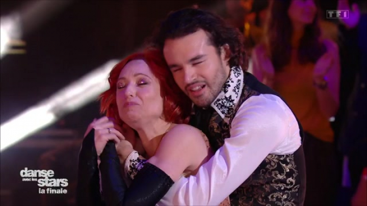 DALS13P10FIN  natasha adams