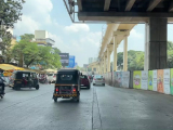 India, Pune - utcai forgalom